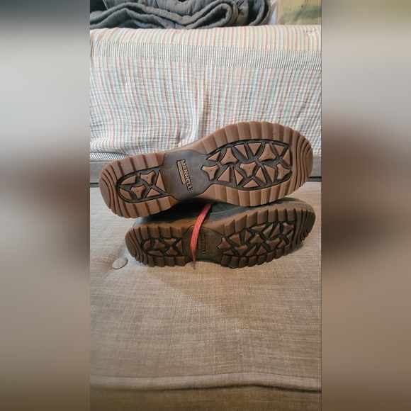 Merrell Boots - Picture 3 of 4